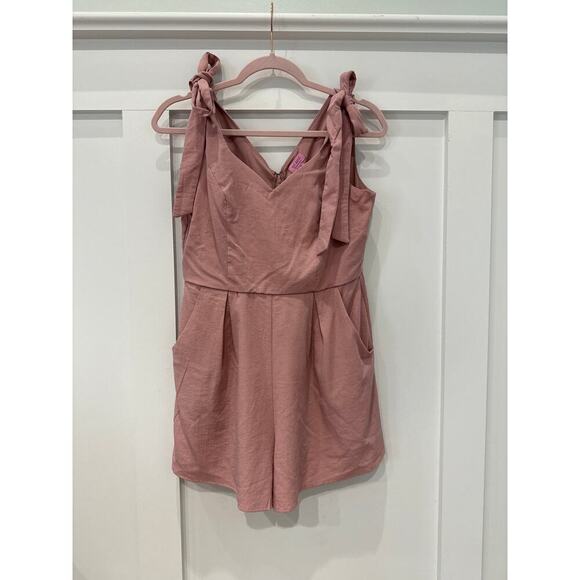 Mi Ami Boutique Pink Tie Strap Romper with Pockets,M - Picture 3 of 7